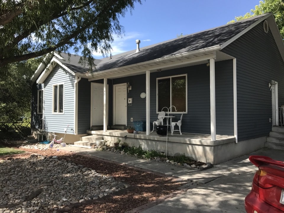 South Salt Lake, UT - Just looked at a house that two sisters inherited from their father. They are considering a cash offer and selling the house in "as is" condition. We will give them a cash offer later this afternoon and close on there time frame. 