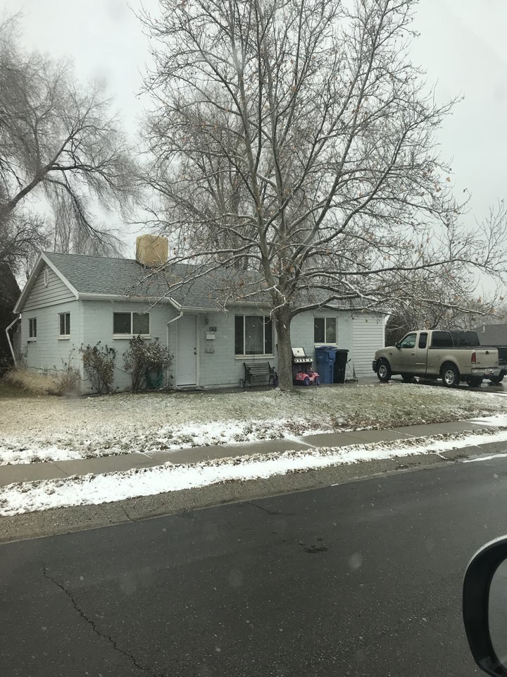 Kearns, UT - Just met with a seller who has owned this property for over 20 years. The property is currently rented. The seller is considering selling because he doesn’t want to be a landlord anymore. I will go back to my office evaluate the property once again and give him a cash offer later today. 