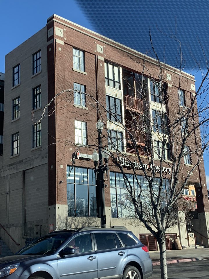 Salt Lake City, UT - WE BUY HOUSES FAST. Looking at a condo downtown. The home was recently purchased but the sell had a change of plans and is looking to sell the condo fast. 