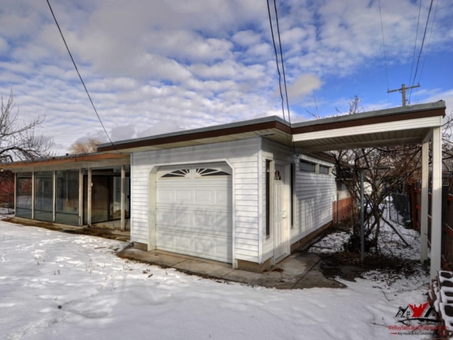 Indiana Ave Salt Lake Glasshouse Property