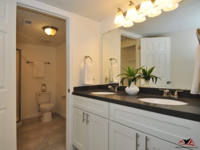 1030 Quail Park Dr A Millcreek Print 019-3 Master Bath 2