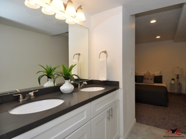 1030 Quail Park Dr A Millcreek Print 020-13 Master Bath 3